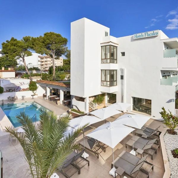 Flacalco Hotels & Apartments — Cala Ratjada, Hiszpania