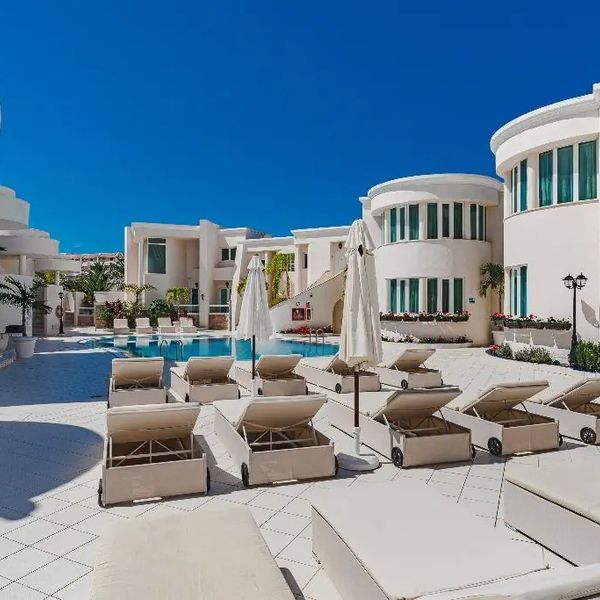Flamingo Suites