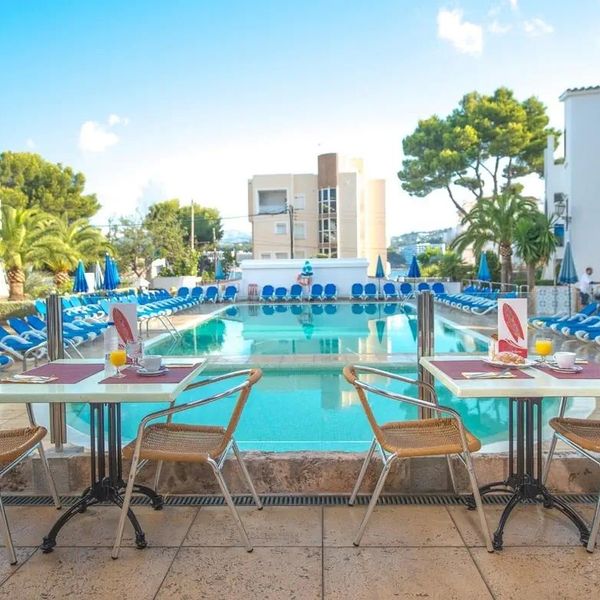 Flipflop Surfing Playa Apartments
