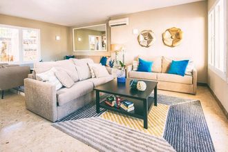 Flipflop Surfing Playa Apartments