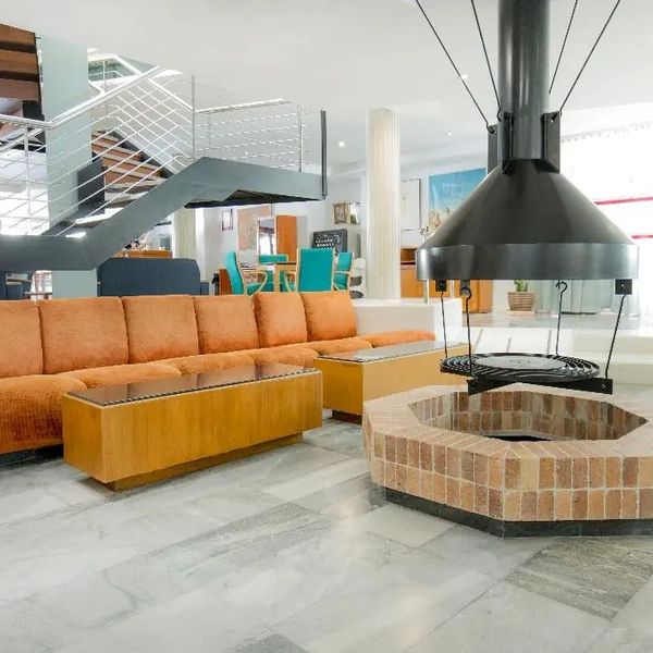 Flora Aparthotel