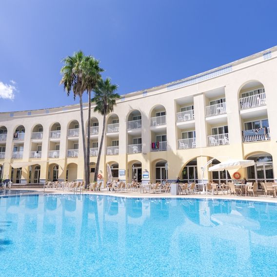 Floramar Aparthotel