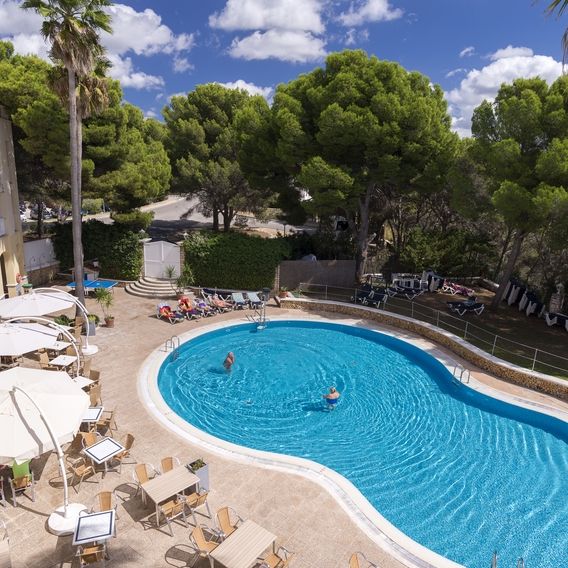 Floramar Aparthotel