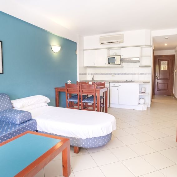 Floramar Aparthotel