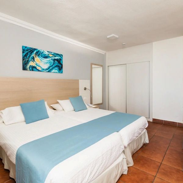 New Folias (ex. Aparthotel Folias)