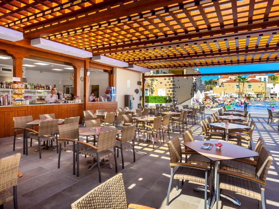 teren hotelu, restauracja