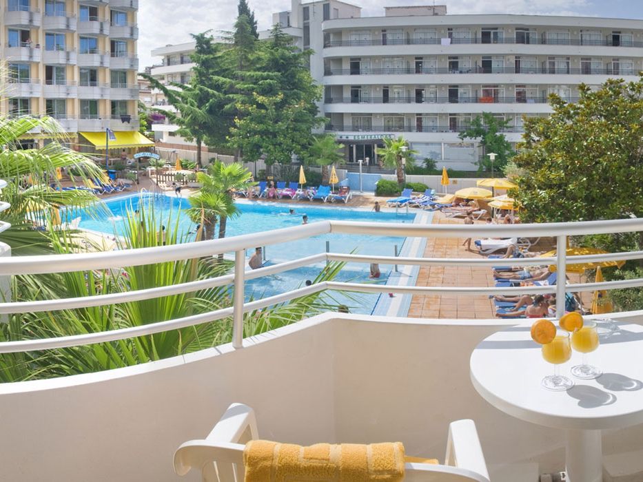 obiekt, teren hotelu, balkon / taras