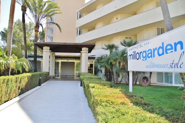 Globales Cala Bona Suites (ex Som Llevant Suites)