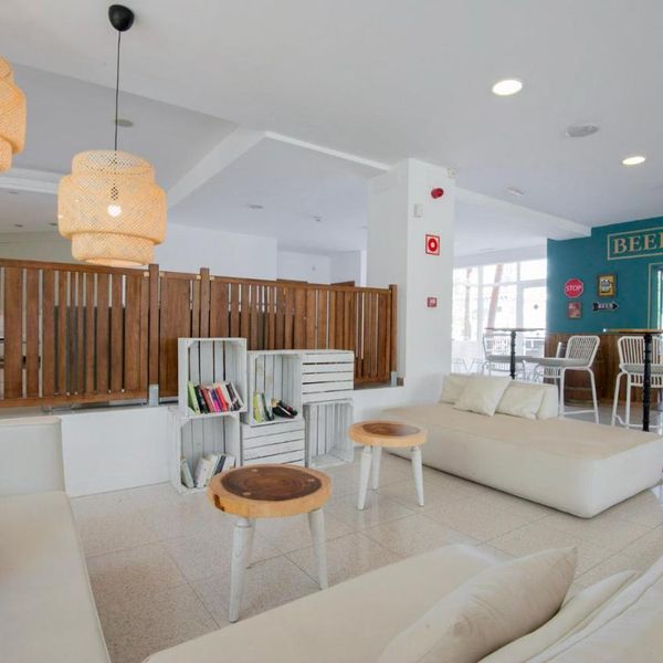 Globales Cala Bona Suites (ex Som Llevant Suites) - zdjęcie 5