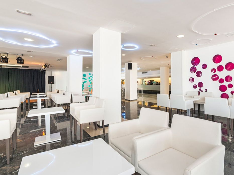 budynek główny, restauracja