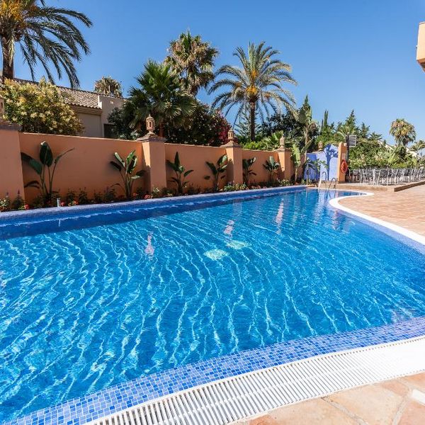 Globales Paraiso Beach — Estepona, Hiszpania