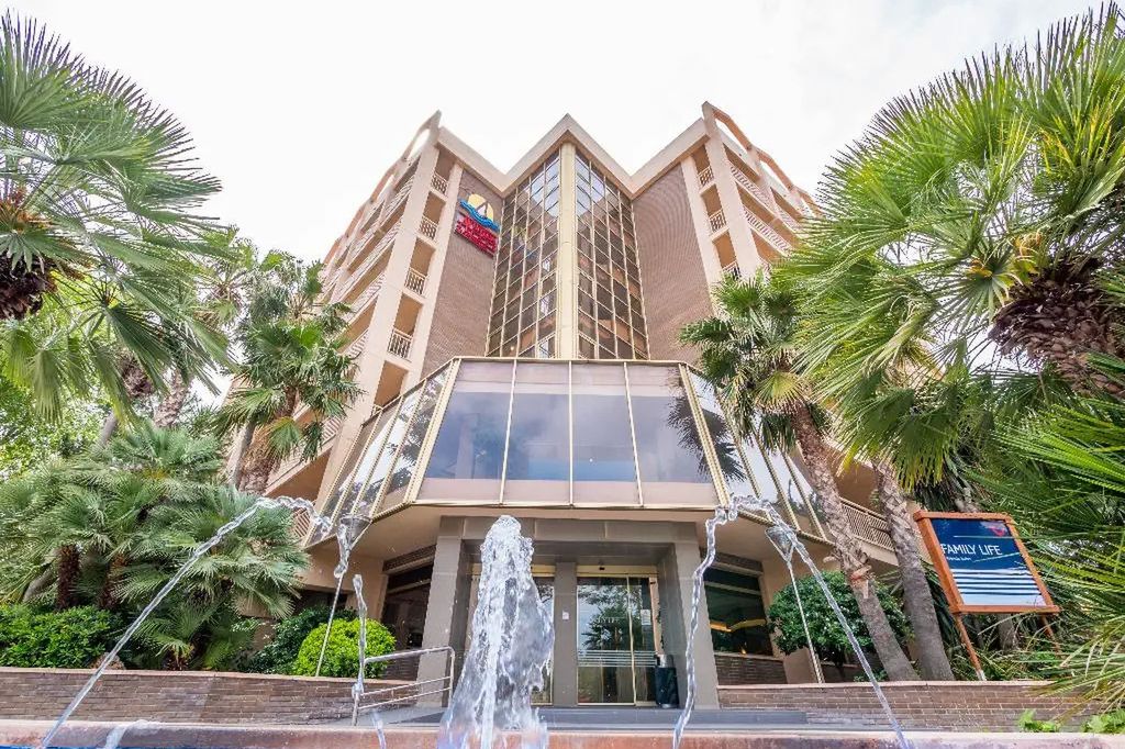 Golden Avenida Suites - obiekt