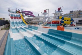 Golden Taurus Aquapark Resort