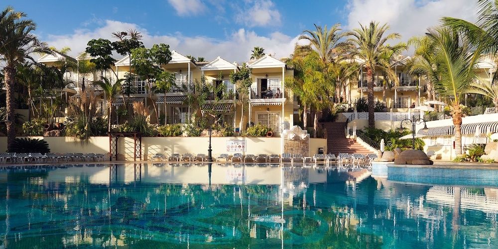 Hiszpania na 7 dni w listopadzie: 4⋆ hotel od 4 236 zł