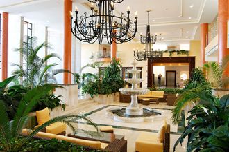 Grand Muthu Golf Plaza