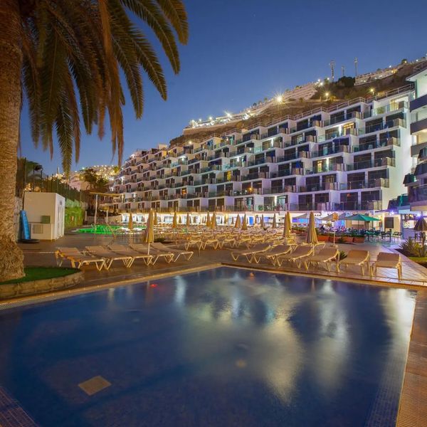 Grupotel Revoli