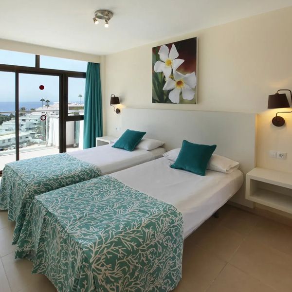 Grupotel Revoli