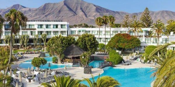 Hiszpania na 7 dni w grudniu: 4⋆ hotel od 4 499 zł