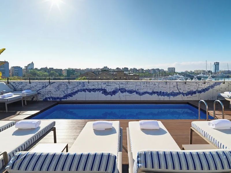 H10 Port Vell