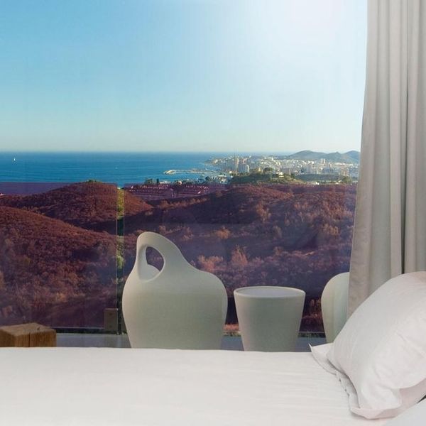 Higueron Curio Collection by Hilton (ex DoubleTree by Hilton Resort & Spa Reserva Higueron)