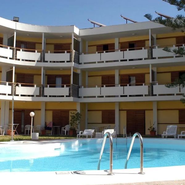 HL Suite Nardos