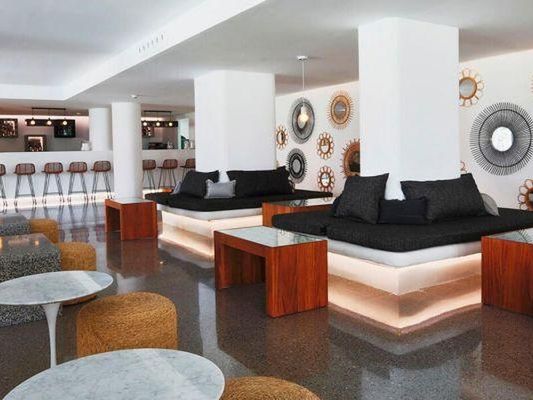 teren hotelu, drink bar, kawiarnia