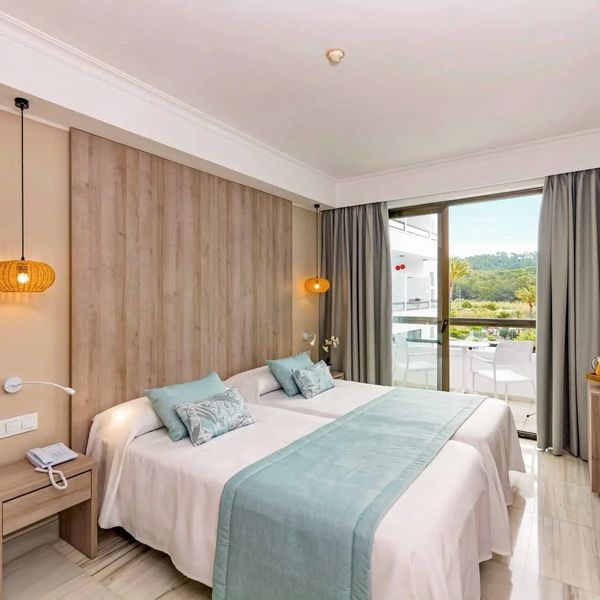 Ona Palmira Paguera (ex. HSM Madrigal) - zdjęcie 3