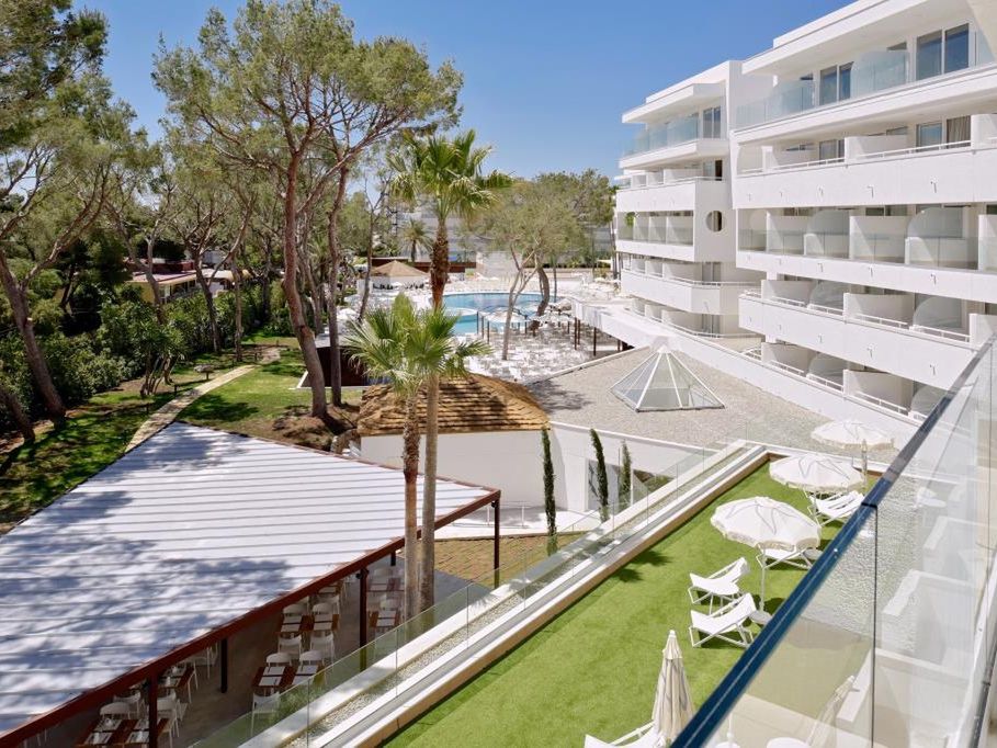 obiekt, teren hotelu
