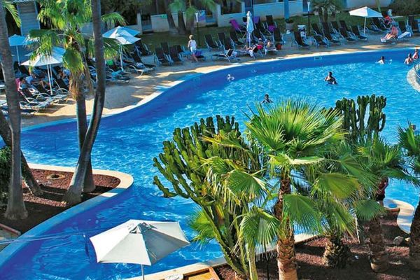 Fergus Club Palmanova Park