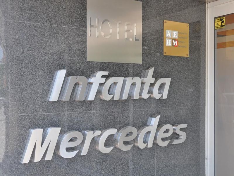Infanta Mercedes 2*