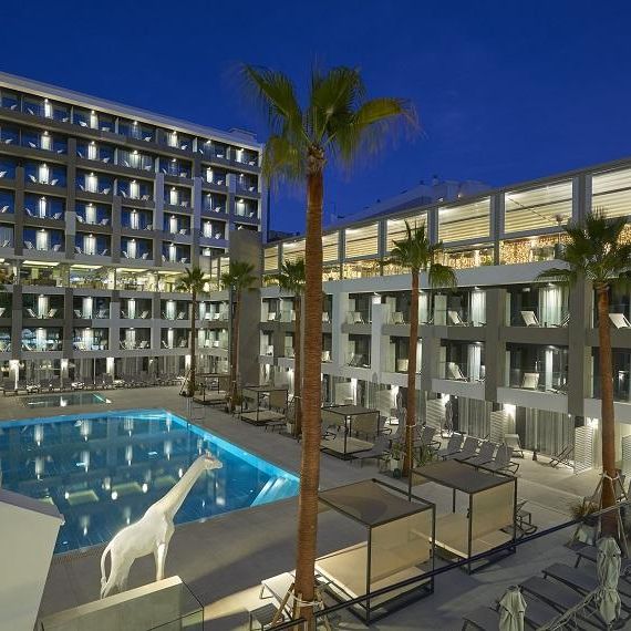 Innside Palma Bosque — Palma de Mallorca, Hiszpania