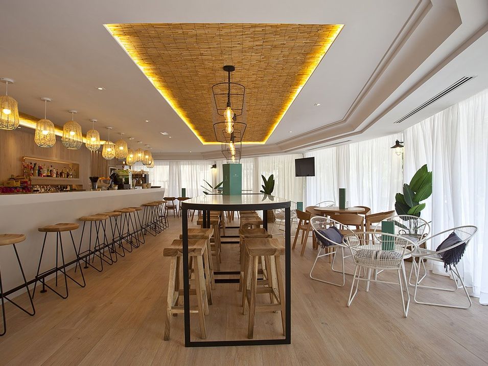 teren hotelu, drink bar, kawiarnia