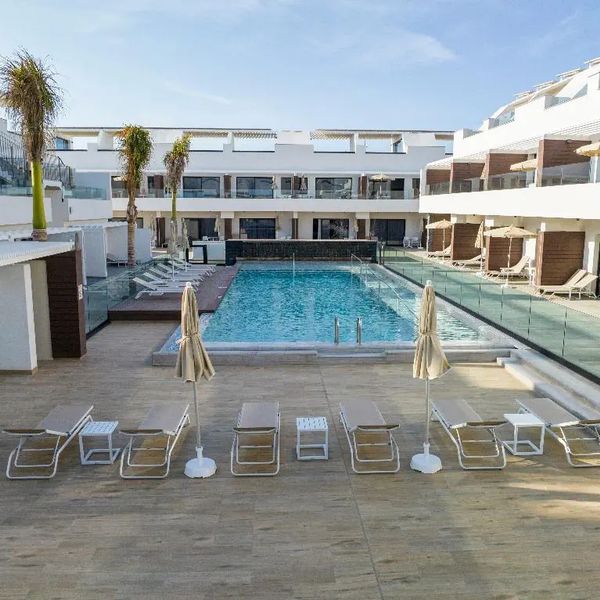 LIVVO Esmeralda Cotillo Homes