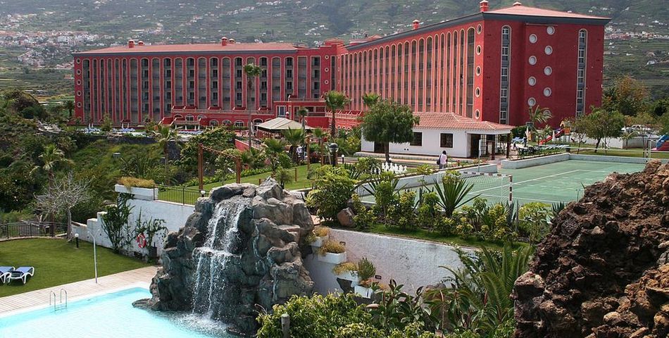 obiekt, teren hotelu, basen