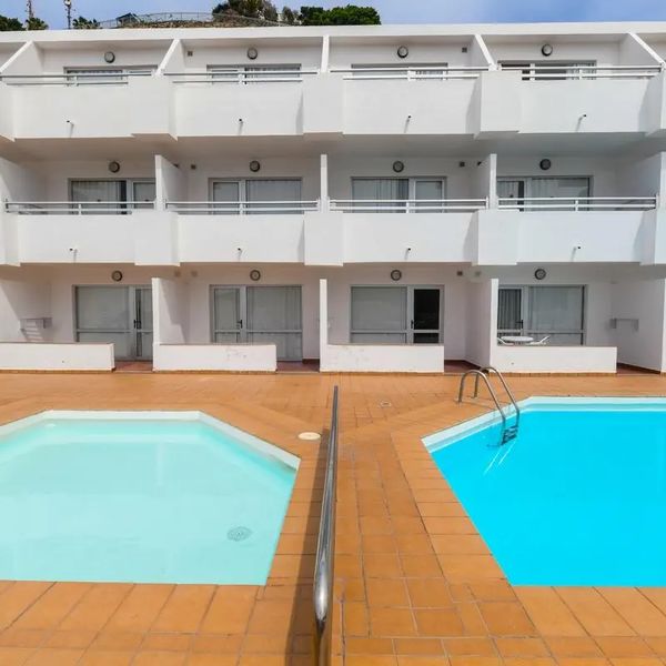 LIVVO Puerto Bello Apartments