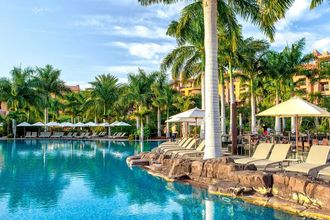 Lopesan Baobab Resort