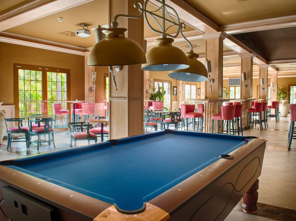 pub