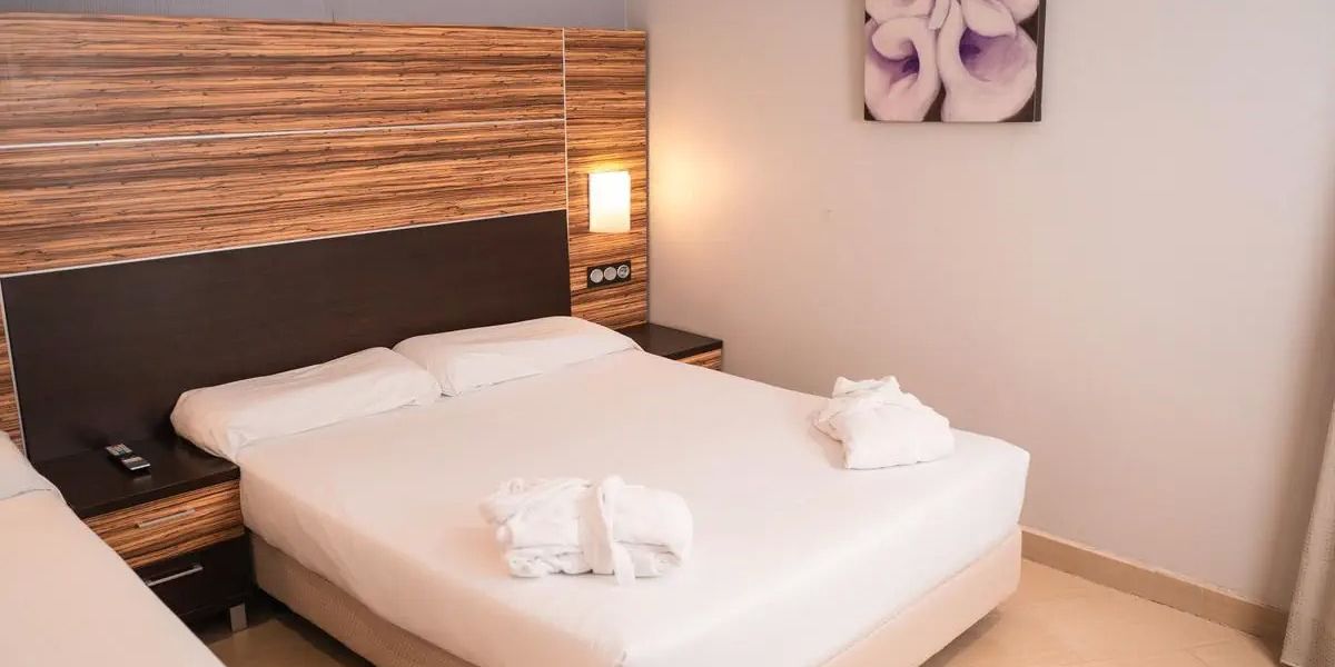 Hiszpania na 7 dni w czerwcu: 3⋆ hotel od 1 999 zł