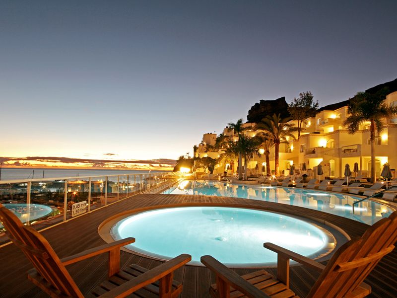 Mariana Bay View 4*
