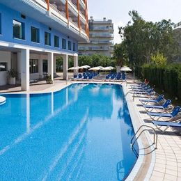 Ponient Pir�mide Salou by PortAventura World