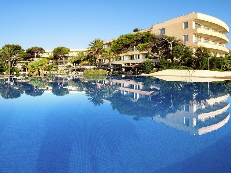 Natura Playa 4*