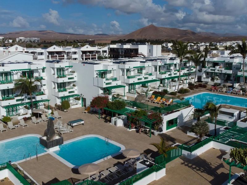 Nazaret Apartaments 2*