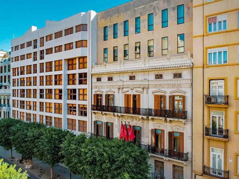NH Collection Valencia Colon 4*