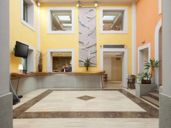 NH Hesperia Metropol 3*