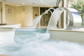 Nixe Palace by Santos