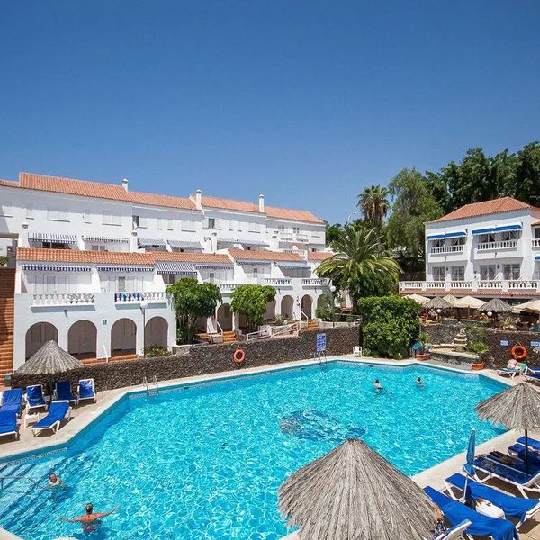 Ona Los Claveles (Los Cristianos)