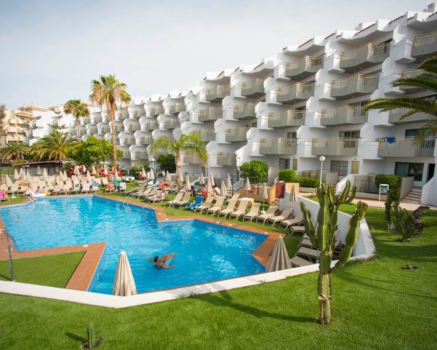 Playa Olid Suites & Apartments