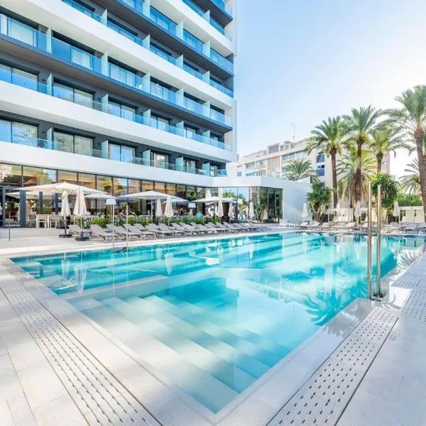 Port Alicante (ex. Holiday Inn) — Sant Joan d'Alacant, Hiszpania