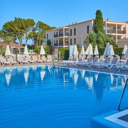 Protur Floriana Resort
