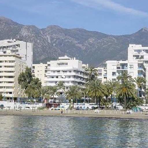 Puerto Azul (Marbella)